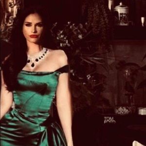 Meet your Posher, Emily